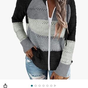 Women’s long sleeve light sweater with drawstring and hood and zipper